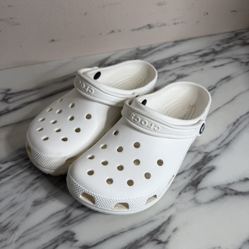 Crocs Unisex Clogs Slip On White Womens 8 Mens 6 Classic Comfort Shoes